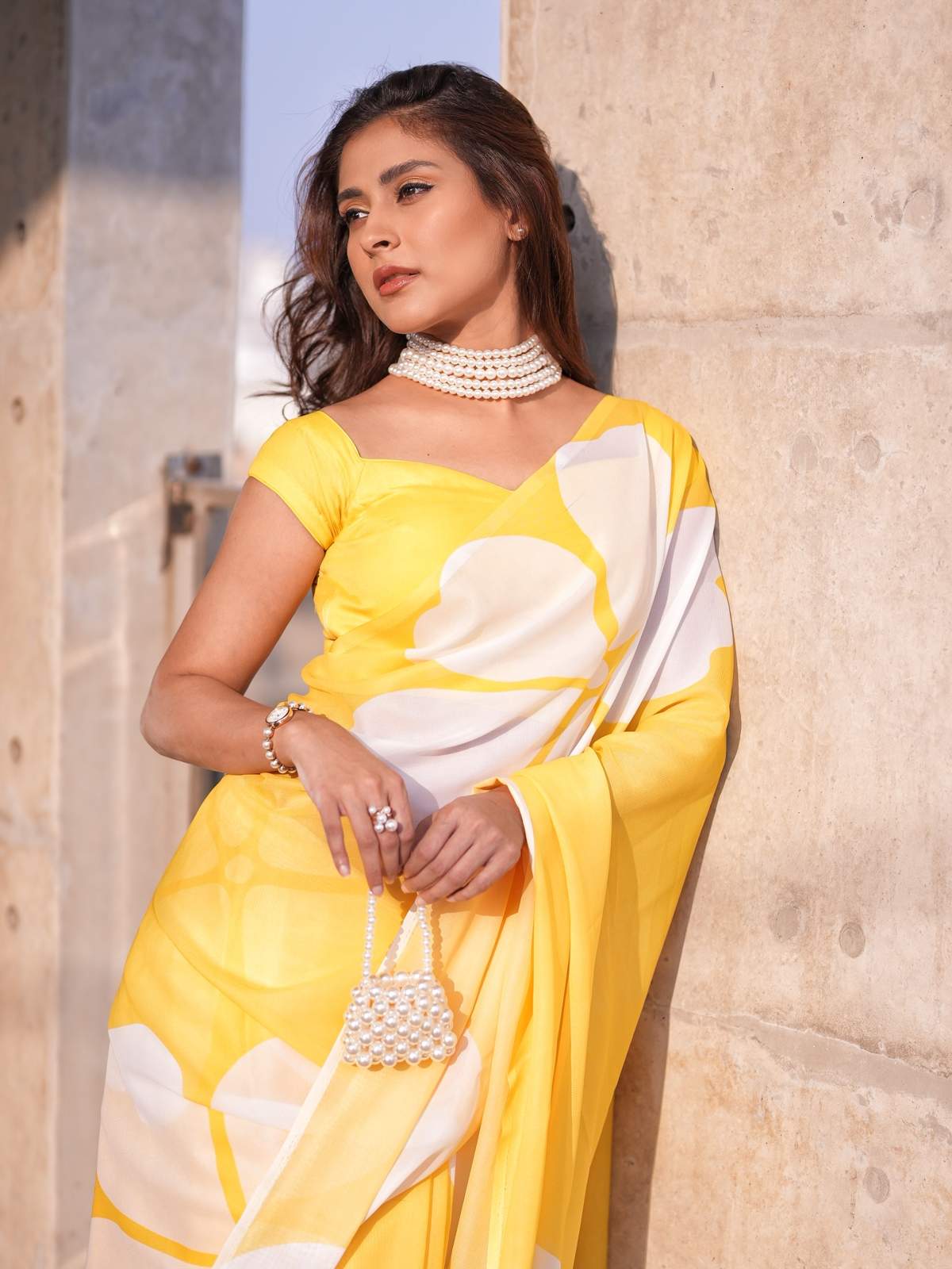 Semi Moslin Silk Digital Printed Saree With Blouse Piece | DG-132